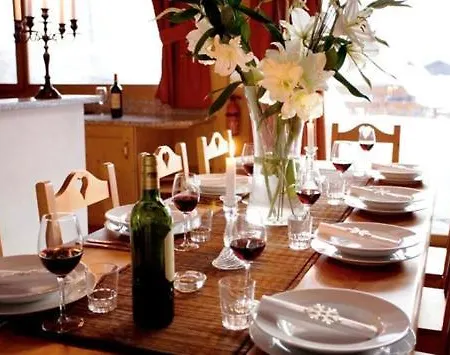 Les Chosalets Chalet Sleeps 20 Шамони