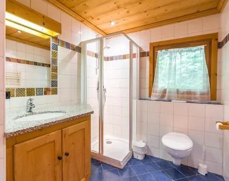 Chalet Les Chosalets Chalet Sleeps 20 Chamonix