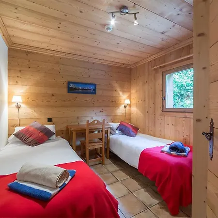 Les Chosalets Chalet Sleeps 20 Chalet *